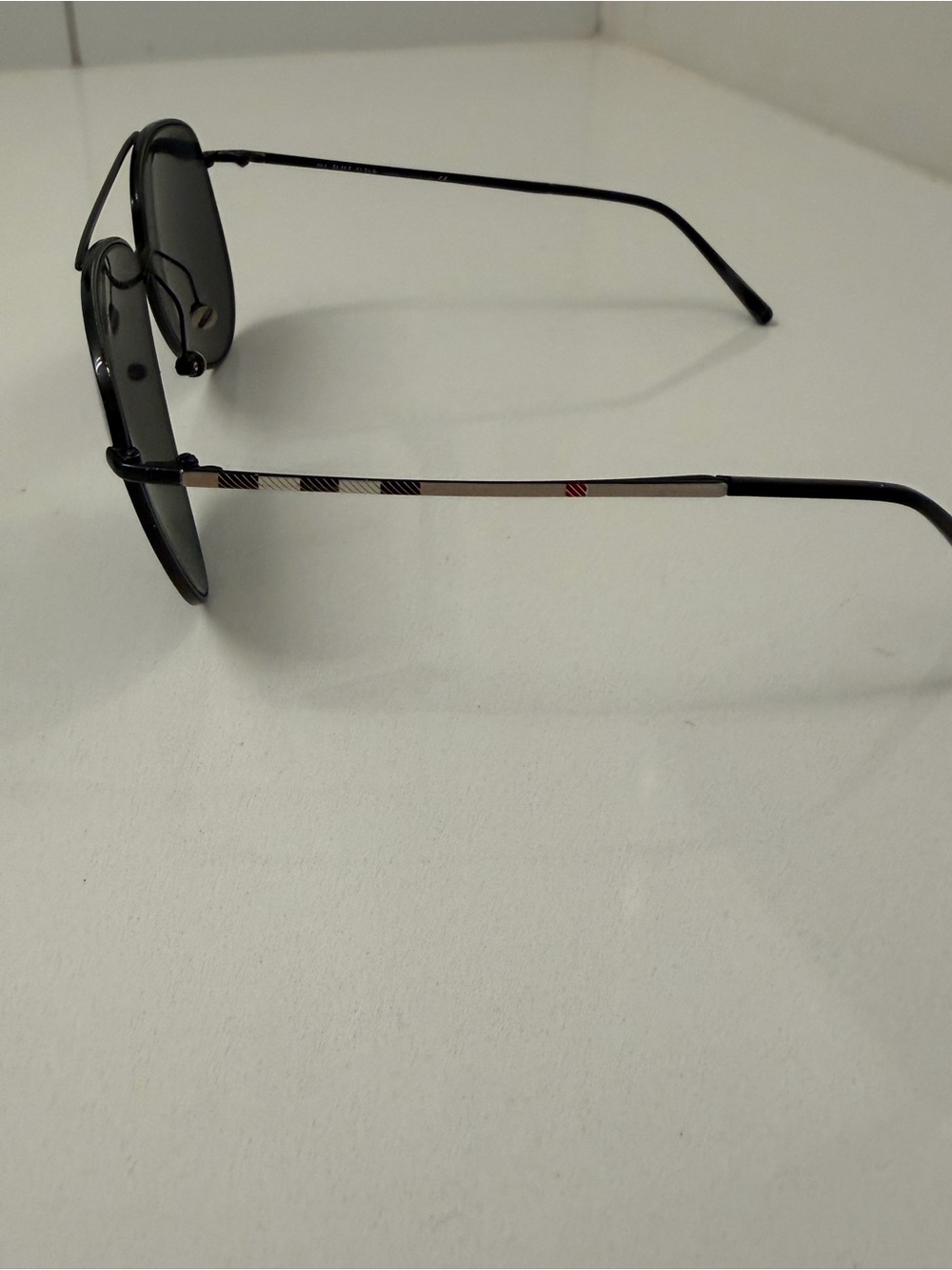 Burberry Black Aviator Sunglasses – Signature Check Detail - Picture 3 of 10